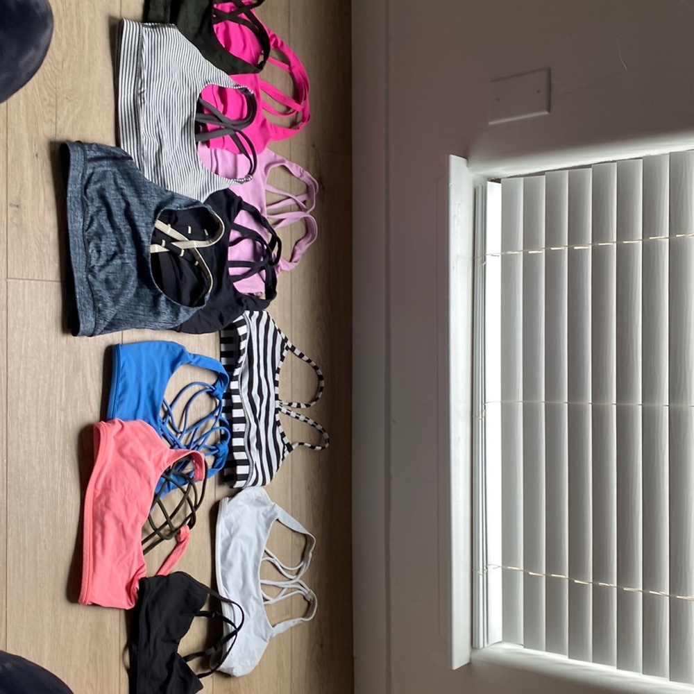 lululemon bra bundle mostly all size 4 or 6